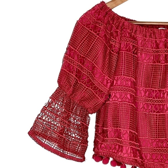 Tularosa Alexa Crochet Lace Cropped Off The Shoulder Boho Pom Pom Maroon Top - Picture 3 of 13